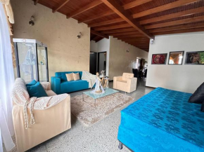casa para 16 personas laureles